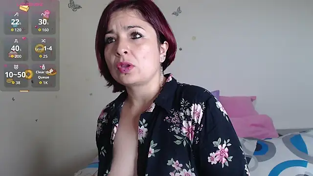 evangeline lover online show from October 2, 2025, 12:01 pm