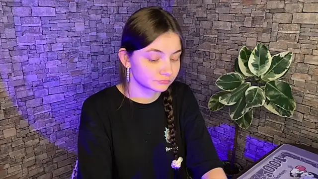 Snapshot of may_rollins chatting on February 21, 2026, 7:15 pm may rollins online show from February 21, 2026, 7:15 pm