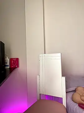 Zara Bel online show from November 21, 2025, 6:17 pm