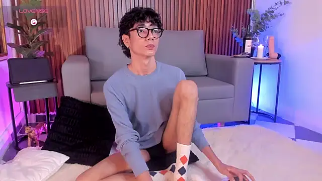 Phillicious   online show from February 14, 2026, 10:50 pm