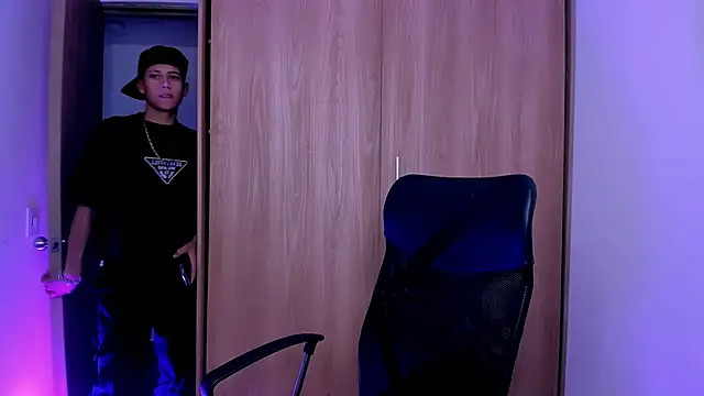 Snapshot of Toy_boy777 chatting on February 18, 2026, 9:00 pm Toy boy777 online show from February 18, 2026, 9:00 pm