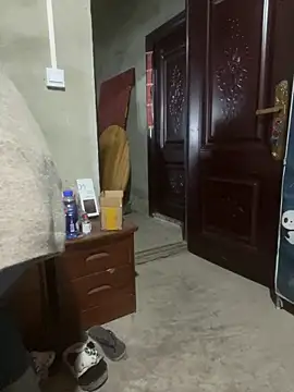 sisi-maiden online show from April 13, 2026, 6:30 am