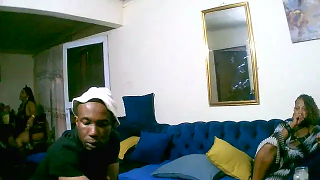 TheeBigPump online show from September 18, 2025, 5:26 pm