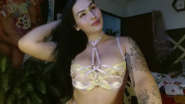 Snapshot of SarithaBunny chatting on February 8, 2025, 3:52 am SarithaBunny online show from February 8, 2025, 3:52 am