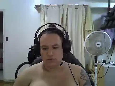 transgordimilf online show from November 16, 2025, 5:35 am