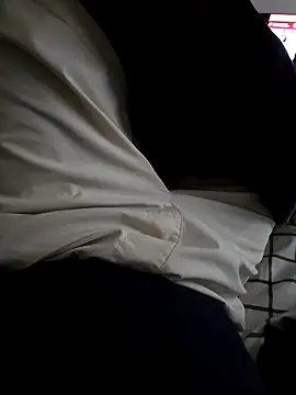 Snapshot of moreno-one chatting on September 14, 2025, 5:06 am moreno-one online show from September 14, 2025, 5:06 am