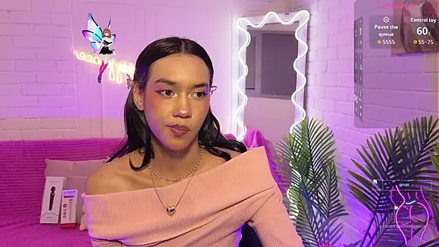 artemiss tay online show from December 5, 2025, 7:10 pm