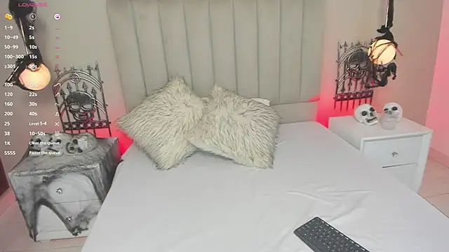 Dani rosse  online show from October 30, 2025, 1:01 pm