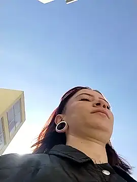 Evanss lx online show from November 7, 2025, 1:33 pm