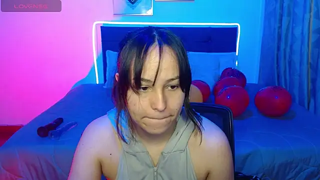 Eymmy 24 online show from November 6, 2025, 2:56 am