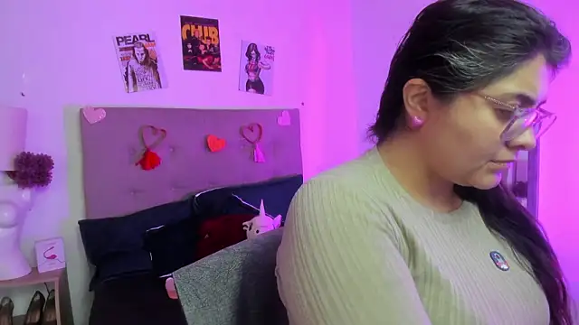 TifanyAmazinng online show from February 10, 2026, 1:15 pm