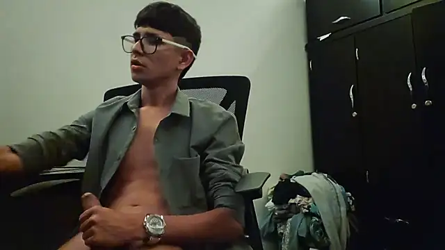 ElverCol online show from February 10, 2026, 2:59 am