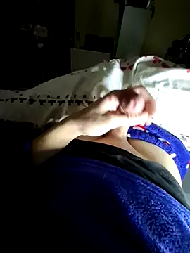 lapousse3 online show from April 4, 2026, 4:33 am