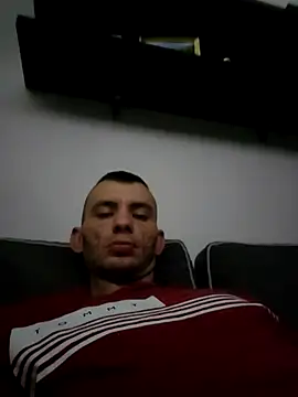 Snapshot of Mlody2787 chatting on November 8, 2025, 10:08 pm Mlody2787 online show from November 8, 2025, 10:08 pm