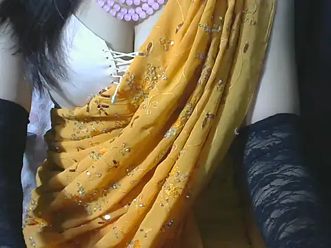 sheetal-sheetal95 online show from June 6, 2026, 5:50 pm