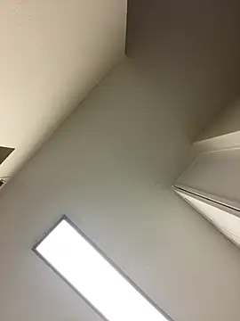 encinas15 online show from November 12, 2025, 12:38 pm