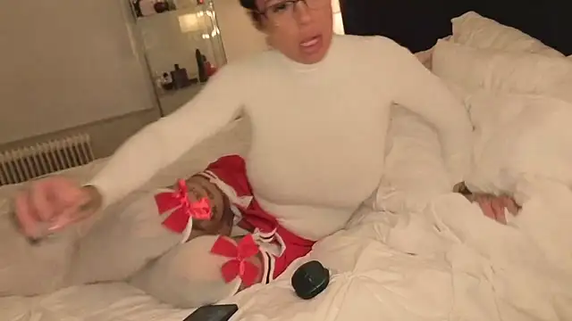 Snapshot of sexygilf82 chatting on September 26, 2025, 9:08 pm sexygilf82 online show from September 26, 2025, 9:08 pm