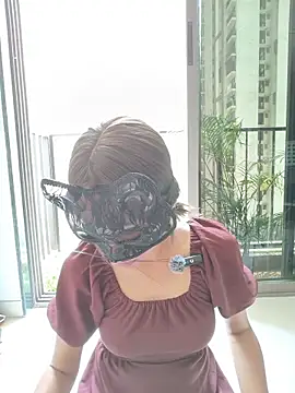 Snapshot of SinfulTemptation chatting on April 23, 2026, 7:09 am SinfulTemptation online show from April 23, 2026, 7:09 am