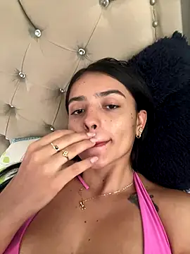 AnaaFaith  online show from September 12, 2025, 4:18 pm