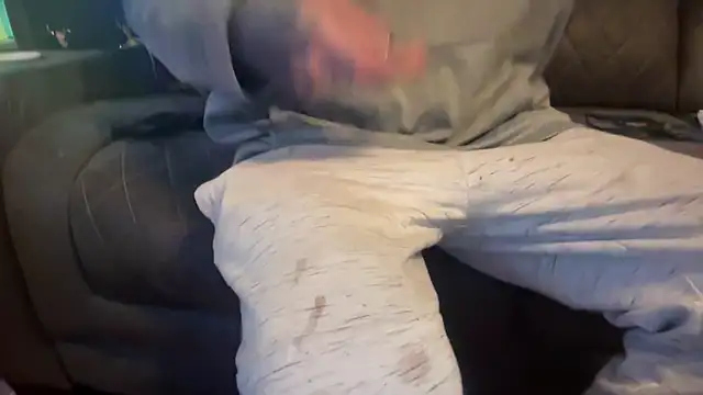 Snapshot of VeeJay48826 chatting on September 17, 2025, 11:34 am VeeJay48826 online show from September 17, 2025, 11:34 am