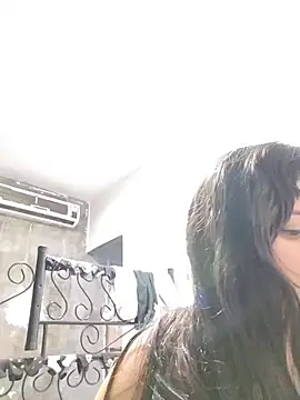 barbielamaravilla11 online show from May 5, 2026, 12:02 pm