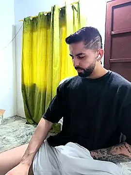 giannis090 online show from February 14, 2026, 9:44 pm