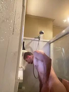 SlimSexxxy69 online show from April 16, 2026, 10:49 am