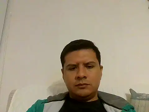 Xxxristiano online show from December 4, 2025, 4:11 am