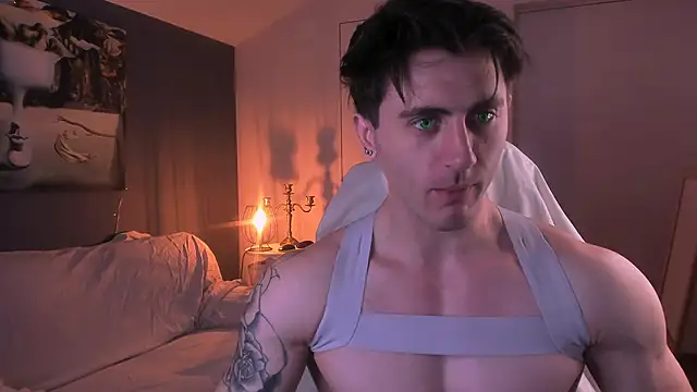 Snapshot of Oscar_Miller_ chatting on September 22, 2025, 8:55 pm Oscar Miller online show from September 22, 2025, 8:55 pm