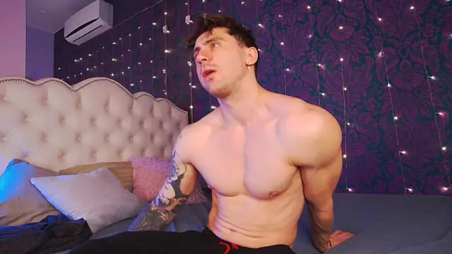 Snapshot of Oscar_Miller_ chatting on November 29, 2025, 9:18 pm Oscar Miller online show from November 29, 2025, 9:18 pm