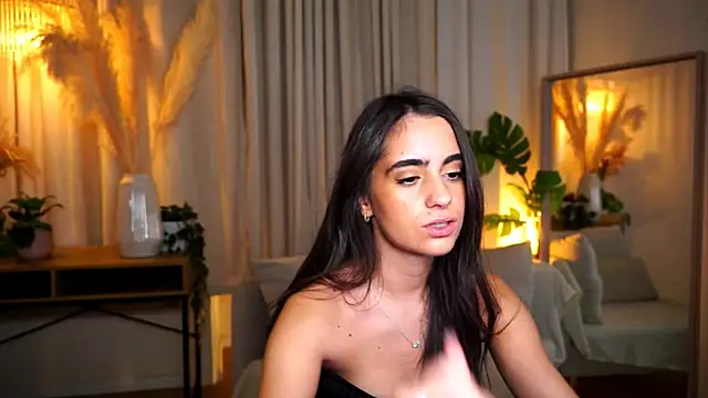 miilky wayy online show from October 31, 2025, 4:08 pm