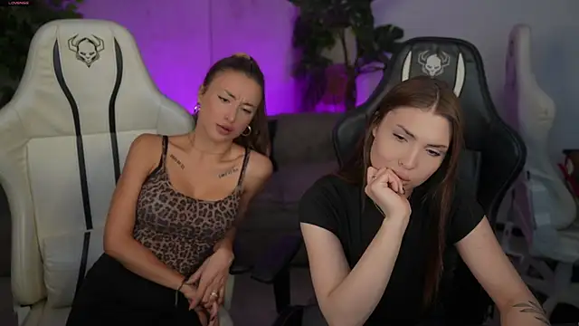 Luna secretgirl online show from October 31, 2025, 7:53 am