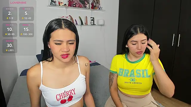 Snapshot of marianaandvalen chatting on November 13, 2025, 11:20 am marianaandvalen online show from November 13, 2025, 11:20 am