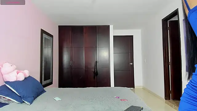 Snapshot of marianaandvalen chatting on February 2, 2026, 7:12 pm marianaandvalen online show from February 2, 2026, 7:12 pm