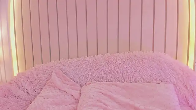 ameliiaa smith online show from September 19, 2025, 2:13 am