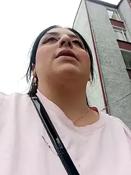 megan fox5 online show from November 2, 2025, 4:09 pm