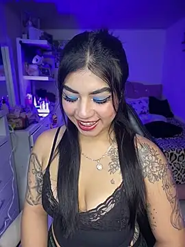 charlotte queen1320 online show from May 14, 2026, 11:44 pm
