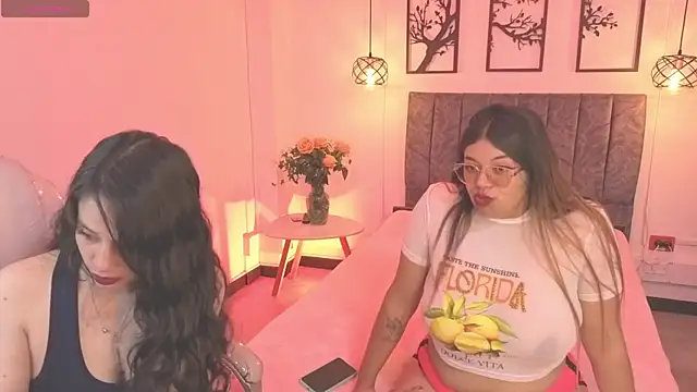 Snapshot of Samantha_blow chatting on February 17, 2026, 3:25 am Samantha blow online show from February 17, 2026, 3:25 am