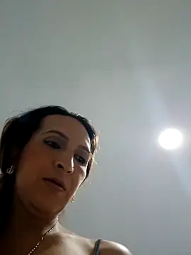 Snapshot of alanastones-19 chatting on September 18, 2025, 4:03 am alanastones-19 online show from September 18, 2025, 4:03 am