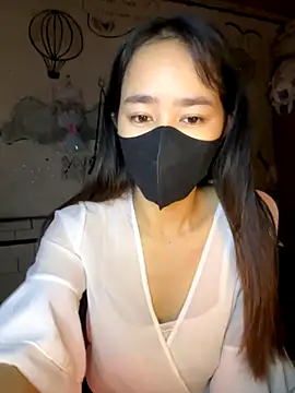 Snapshot of TiNa_04 chatting on October 26, 2025, 11:53 pm TiNa 04 online show from October 26, 2025, 11:53 pm