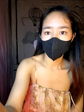 Snapshot of TiNa_04 chatting on November 2, 2025, 12:02 am TiNa 04 online show from November 2, 2025, 12:02 am