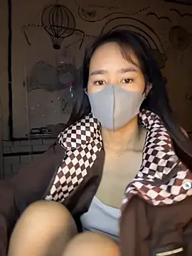 Snapshot of TiNa_04 chatting on November 4, 2025, 12:10 am TiNa 04 online show from November 4, 2025, 12:10 am