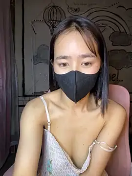 Snapshot of TiNa_04 chatting on November 7, 2025, 3:50 am TiNa 04 online show from November 7, 2025, 3:50 am