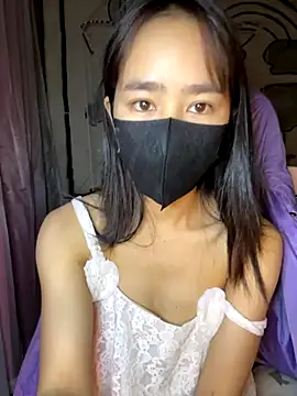 Snapshot of TiNa_04 chatting on November 27, 2025, 11:51 pm TiNa 04 online show from November 27, 2025, 11:51 pm