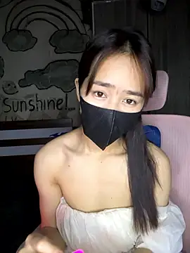 Snapshot of TiNa_04 chatting on January 11, 2026, 12:59 am TiNa 04 online show from January 11, 2026, 12:59 am