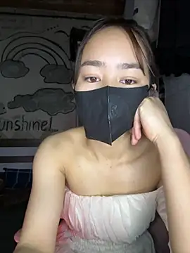 Snapshot of TiNa_04 chatting on January 16, 2026, 12:47 am TiNa 04 online show from January 16, 2026, 12:47 am