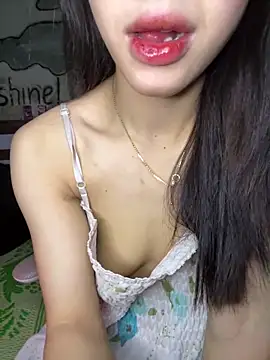 Snapshot of TiNa_04 chatting on February 10, 2026, 12:04 am TiNa 04 online show from February 10, 2026, 12:04 am