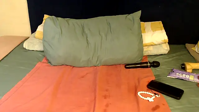 Snapshot of Sexy-Momo chatting on October 18, 2025, 5:35 pm Sexy-Momo online show from October 18, 2025, 5:35 pm