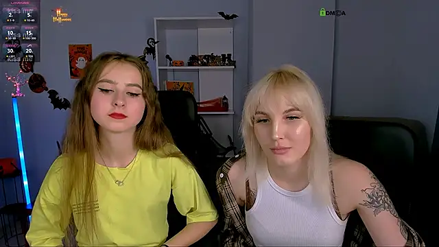 Snapshot of marta_smith chatting on October 31, 2025, 10:22 pm marta smith online show from October 31, 2025, 10:22 pm