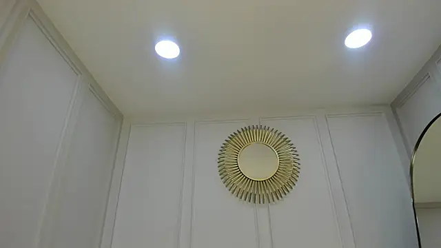 CharlotteBrownn  online show from November 5, 2025, 3:17 am